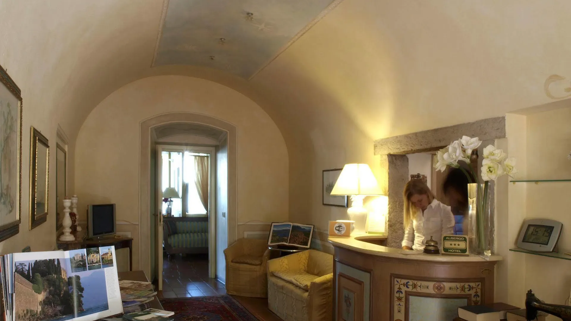 Hotel San Filis San Felice del Benaco 3*,  Italy